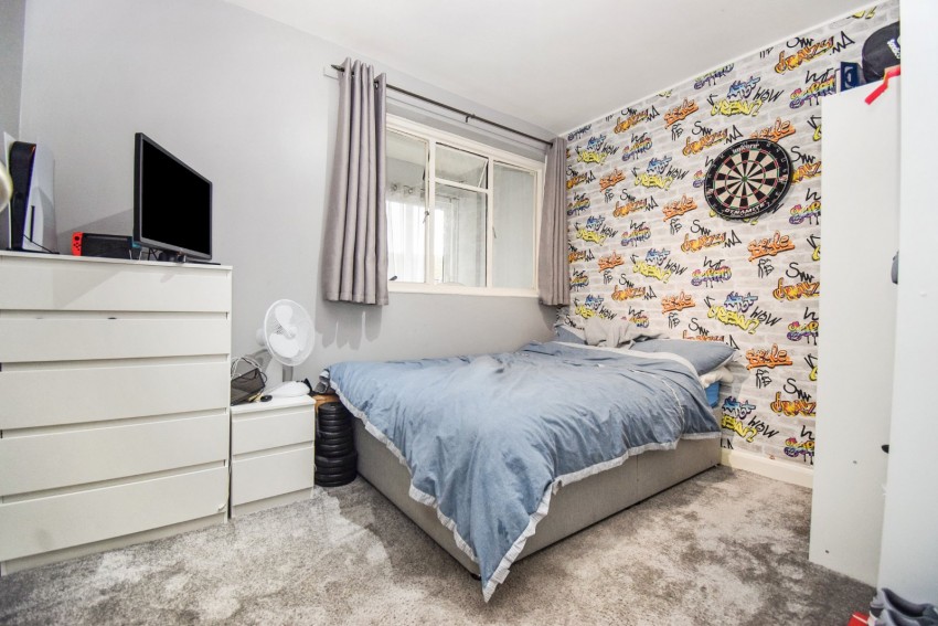 Images for Slough, Berkshire EAID:2640919782 BID:SLO