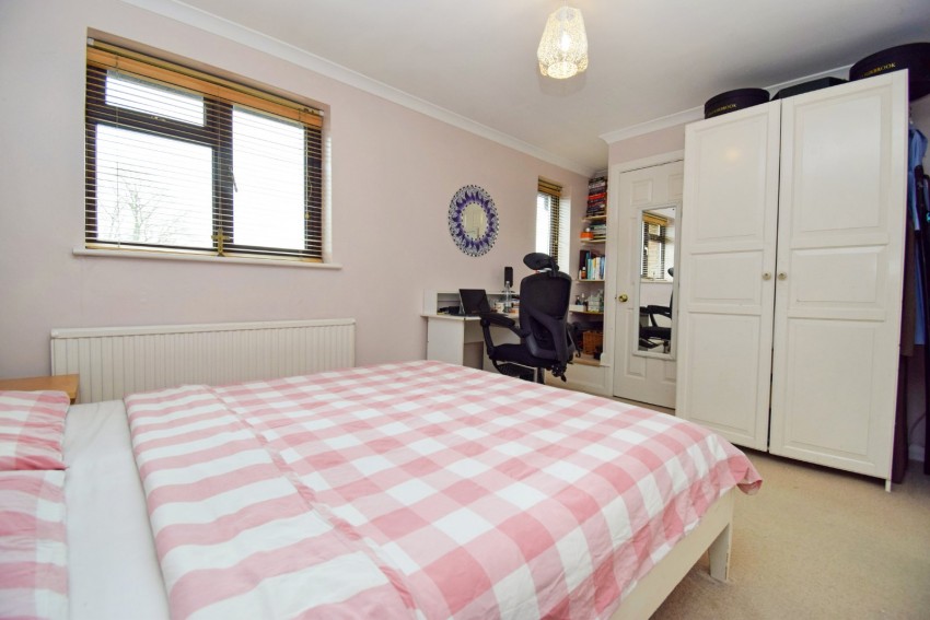 Images for Near Burnham, Berkshire EAID:2640919782 BID:BUR