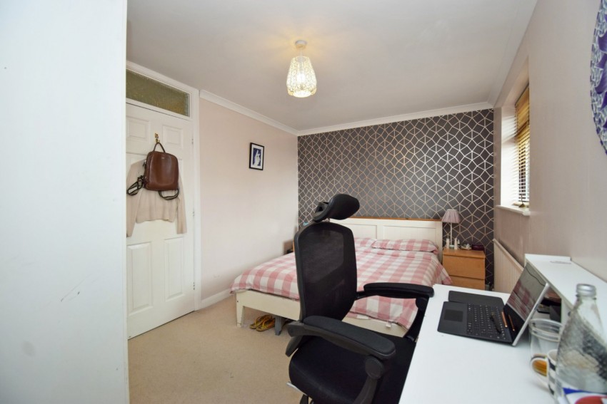 Images for Near Burnham, Berkshire EAID:2640919782 BID:BUR