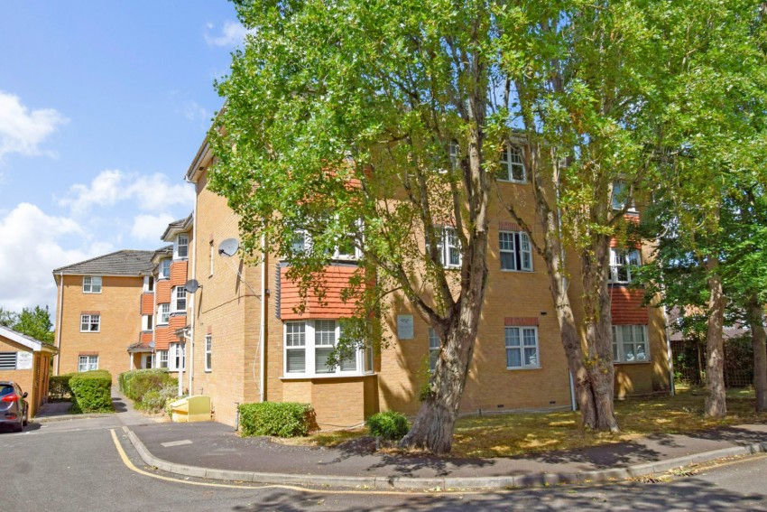 Images for Cippenham, Berkshire EAID:2640919782 BID:BUR