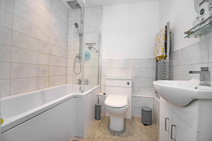 Images for Cippenham, Berkshire EAID:2640919782 BID:BUR