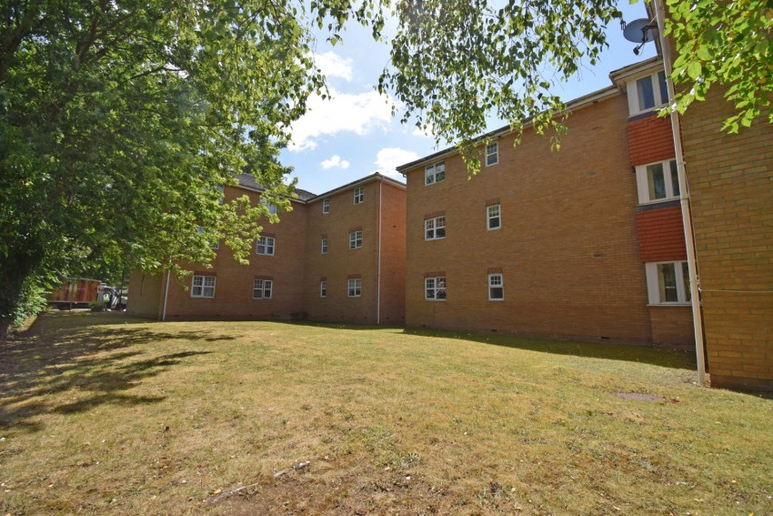 Images for Cippenham, Berkshire EAID:2640919782 BID:BUR