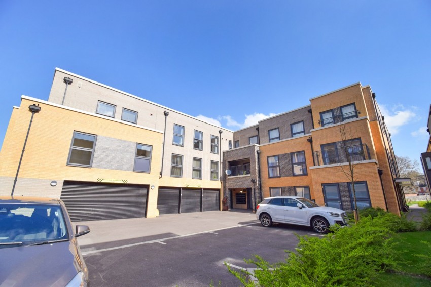 Images for Taplow, Buckinghamshire EAID:2640919782 BID:BUR