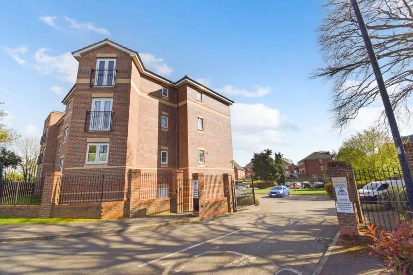 Images for Cippenham, Berkshire EAID:2640919782 BID:BUR