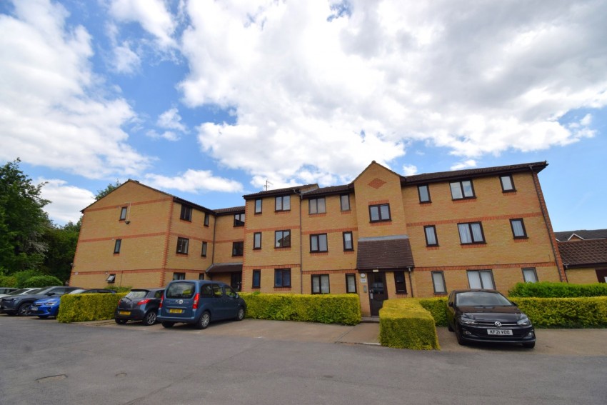 Images for Cippenham, Berkshire EAID:2640919782 BID:BUR