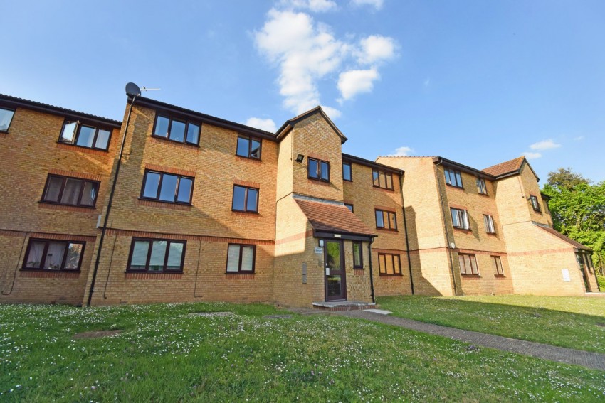 Images for Cippenham, Berkshire EAID:2640919782 BID:BUR