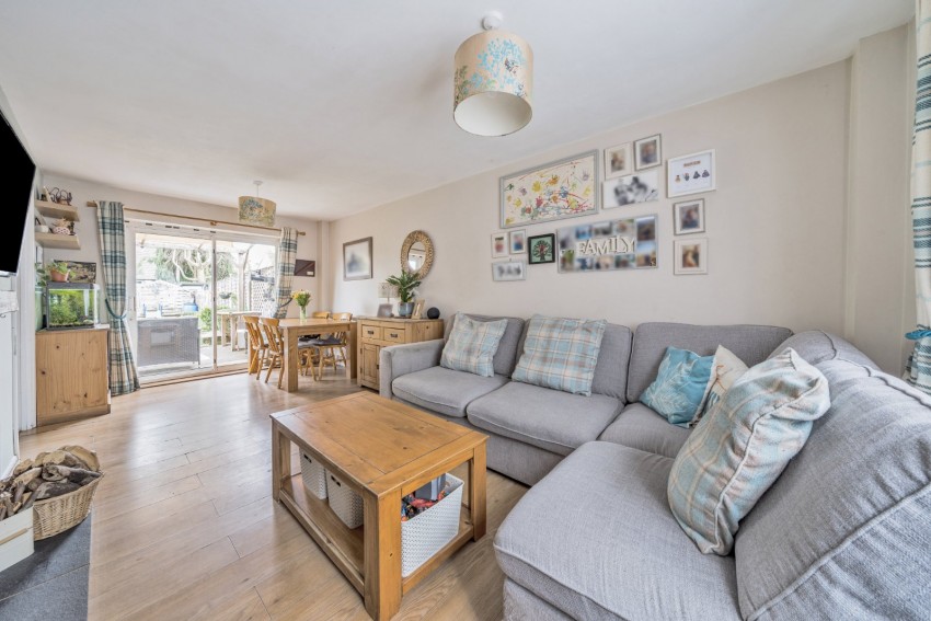 Images for Near Burnham, Berkshire EAID:2640919782 BID:BUR