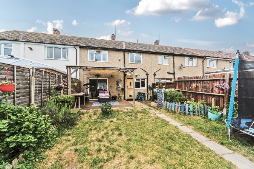 Images for Near Burnham, Berkshire EAID:2640919782 BID:BUR