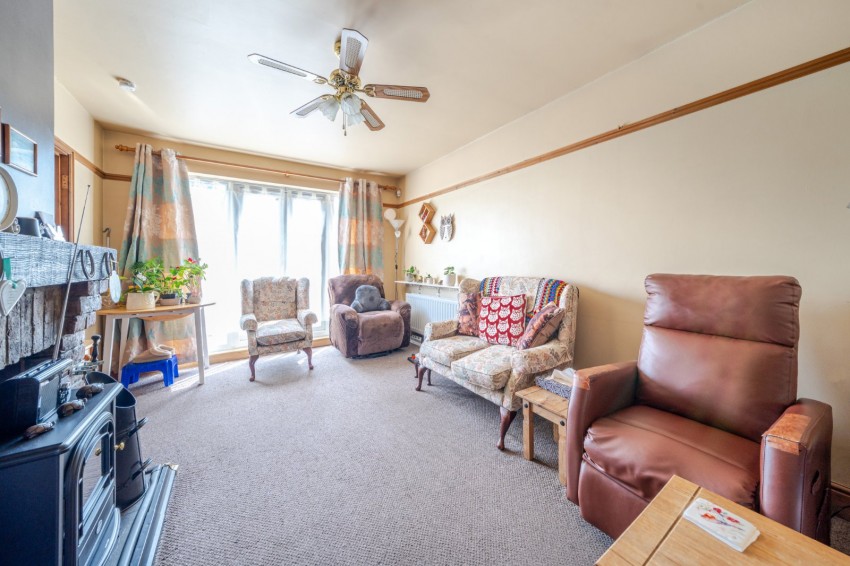 Images for Cippenham, Berkshire EAID:2640919782 BID:BUR