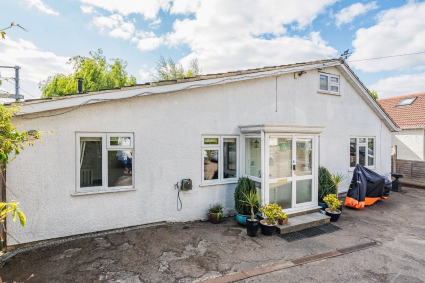 Images for Near Burnham, Berkshire EAID:2640919782 BID:BUR