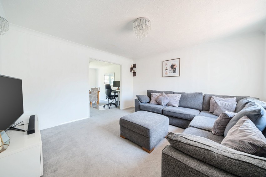 Images for Cippenham, Berkshire EAID:2640919782 BID:BUR