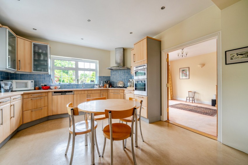 Images for Burnham, Buckinghamshire EAID:2640919782 BID:BUR