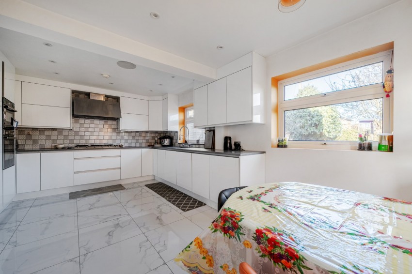 Images for Burnham, Buckinghamshire EAID:2640919782 BID:BUR