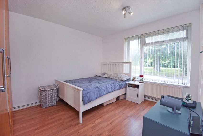 Images for Near Burnham, Berkshire EAID:2640919782 BID:BUR