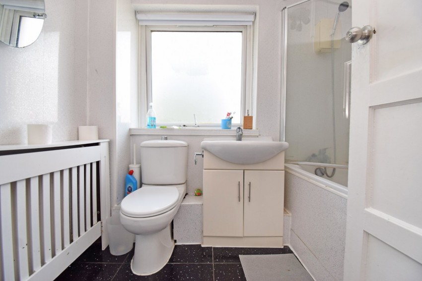Images for Near Burnham, Berkshire EAID:2640919782 BID:BUR