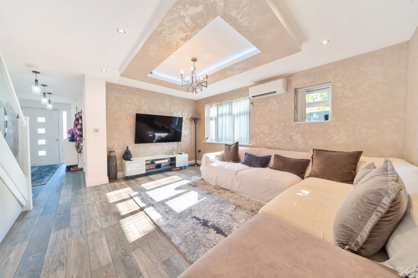 Images for Cippenham, Berkshire EAID:2640919782 BID:BUR