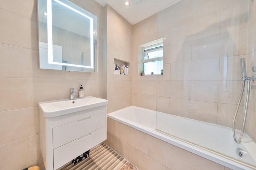 Images for Cippenham, Berkshire EAID:2640919782 BID:BUR