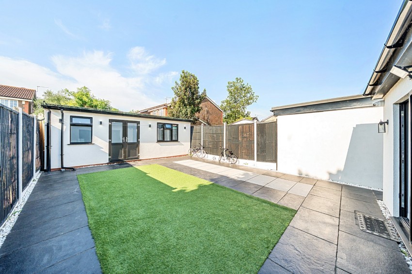 Images for Cippenham, Berkshire EAID:2640919782 BID:BUR
