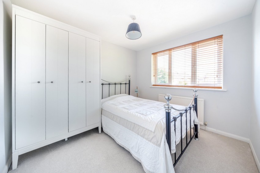Images for Near Burnham, Berkshire EAID:2640919782 BID:BUR