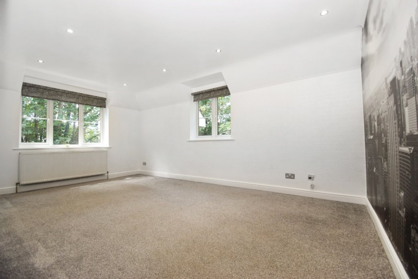 Images for Slough, Berkshire EAID:2640919782 BID:BUR