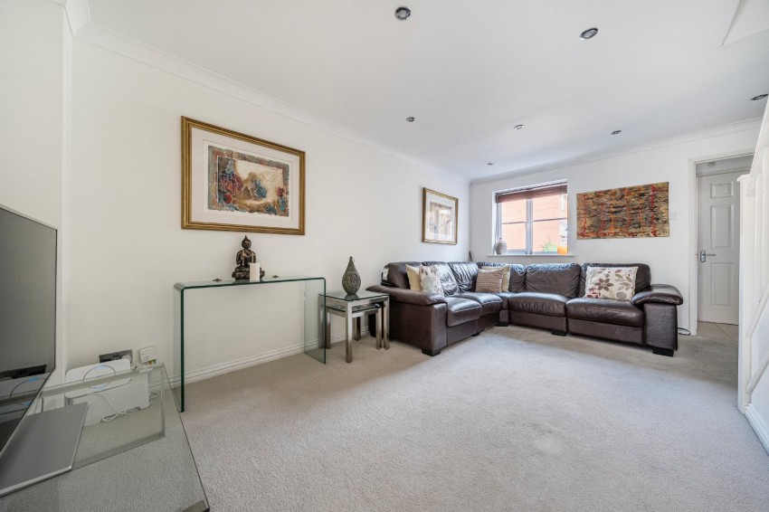 Images for Cippenham, Berkshire EAID:2640919782 BID:BUR