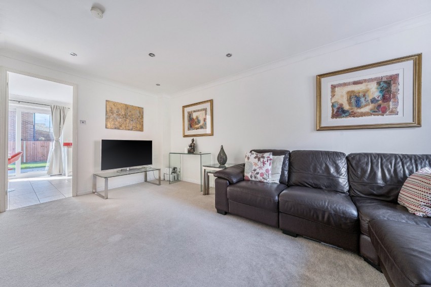 Images for Cippenham, Berkshire EAID:2640919782 BID:BUR