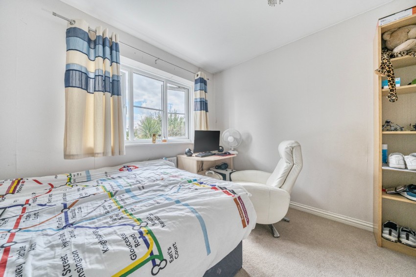 Images for Cippenham, Berkshire EAID:2640919782 BID:BUR