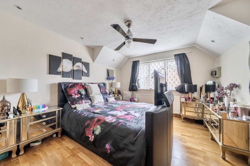 Images for Slough, Berkshire EAID:2640919782 BID:BUR