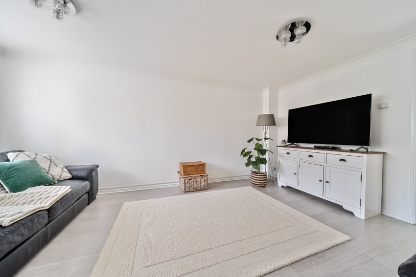 Images for Cippenham, Berkshire EAID:2640919782 BID:BUR