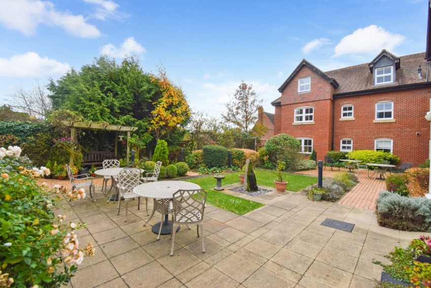 Images for Burnham, Buckinghamshire EAID:2640919782 BID:BUR