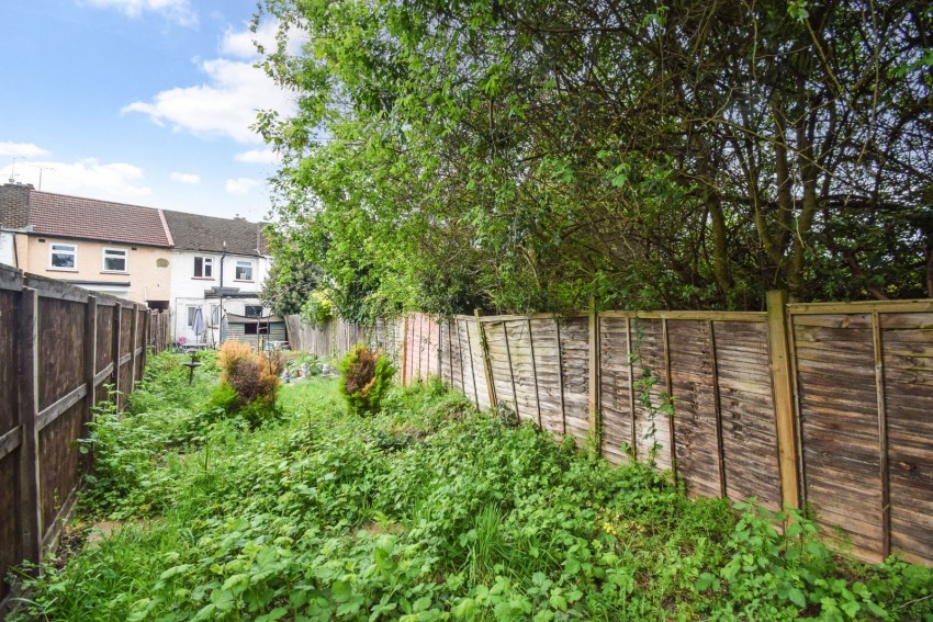 Images for Near Burnham, Berkshire EAID:2640919782 BID:BUR