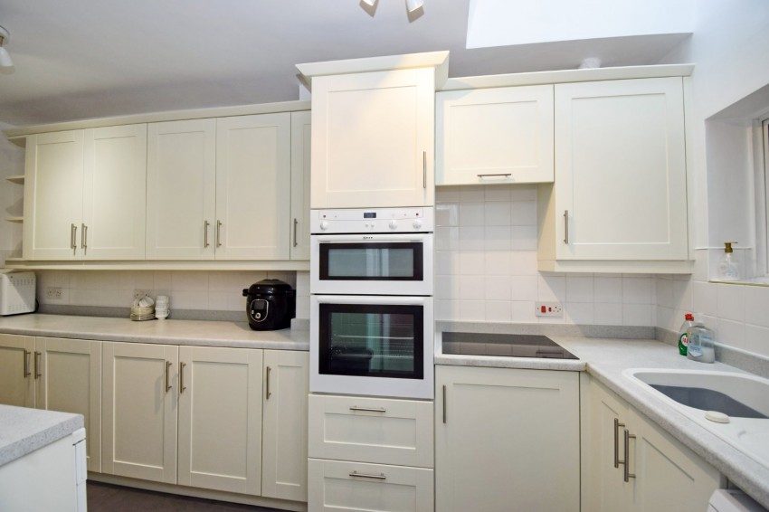 Images for Near Burnham, Berkshire EAID:2640919782 BID:BUR