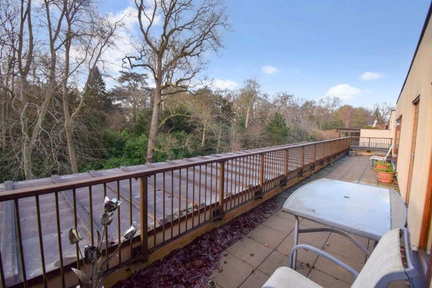 Images for Taplow, Buckinghamshire EAID:2640919782 BID:BUR