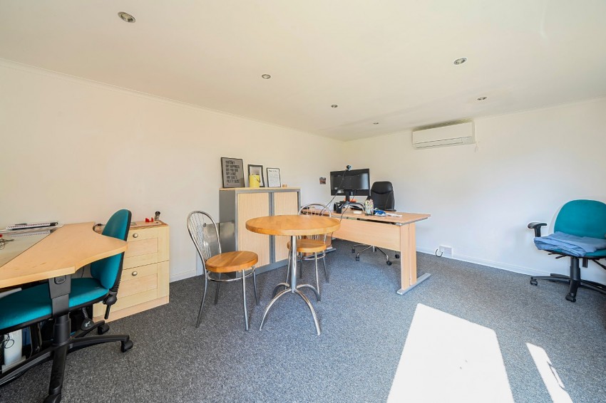 Images for Burnham, Buckinghamshire EAID:2640919782 BID:BUR