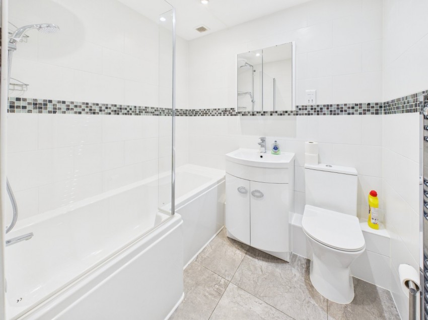 Images for Slough, Berkshire EAID:2640919782 BID:BUR