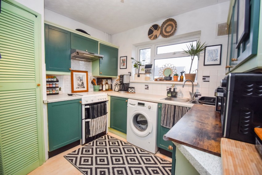 Images for Near Burnham, Berkshire EAID:2640919782 BID:BUR