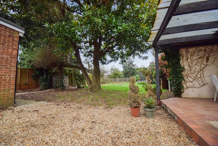 Images for Near Burnham, Berkshire EAID:2640919782 BID:BUR