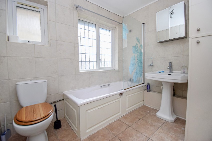 Images for Near Burnham, Berkshire EAID:2640919782 BID:BUR