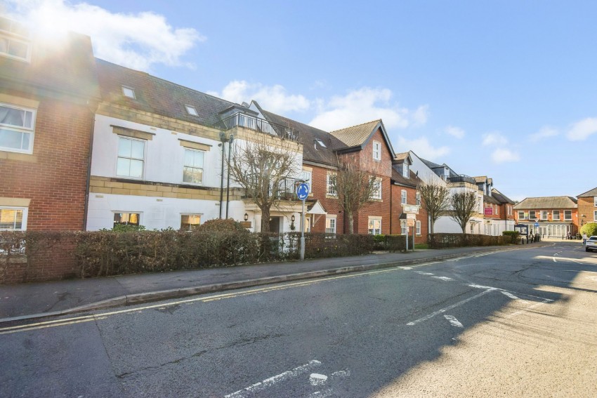 Images for Jennery Lane, Burnham EAID:2640919782 BID:BUR