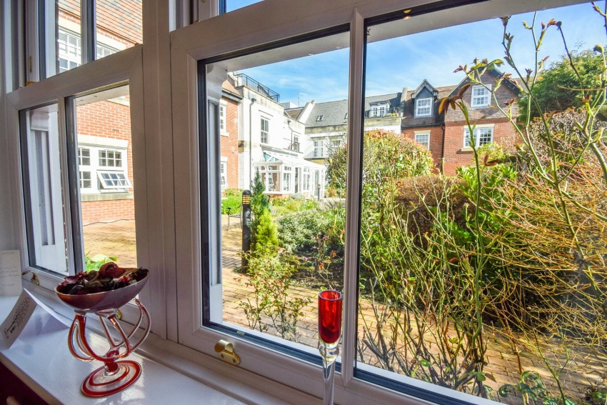 Images for Jennery Lane, Burnham EAID:2640919782 BID:BUR