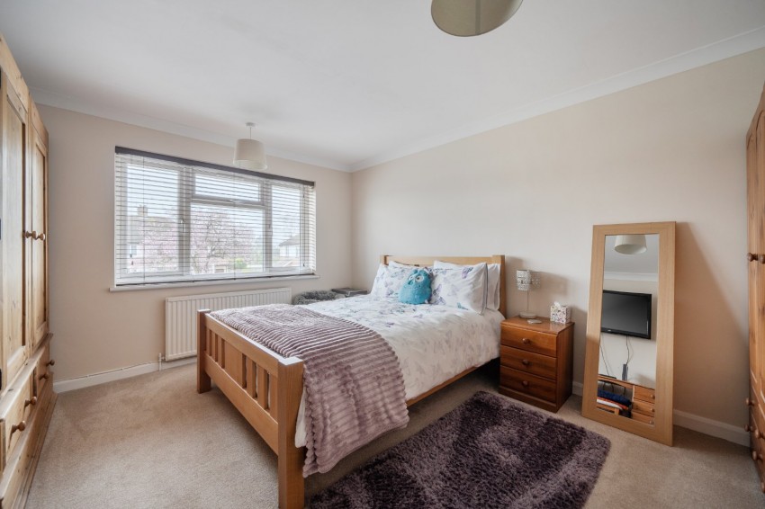 Images for Near Burnham, Berkshire EAID:2640919782 BID:BUR