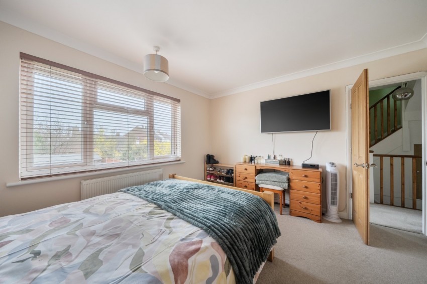 Images for Near Burnham, Berkshire EAID:2640919782 BID:BUR