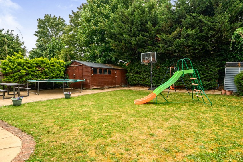 Images for Slough, Berkshire EAID:2640919782 BID:BUR