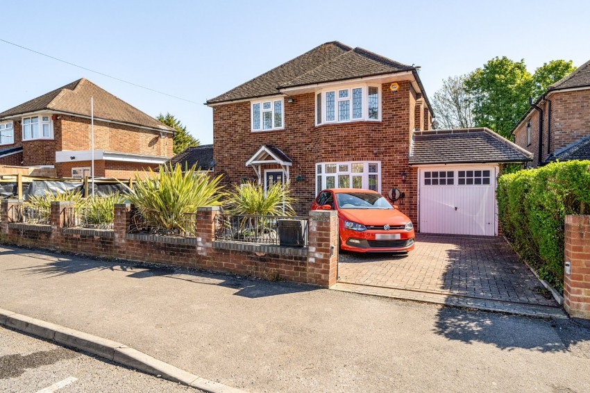 Images for Near Burnham, Berkshire EAID:2640919782 BID:BUR