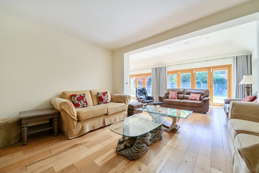 Images for Near Burnham, Berkshire EAID:2640919782 BID:BUR