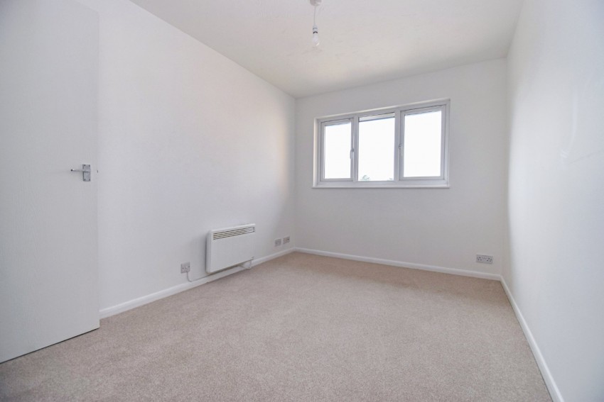 Images for Near Burnham, Berkshire EAID:2640919782 BID:BUR