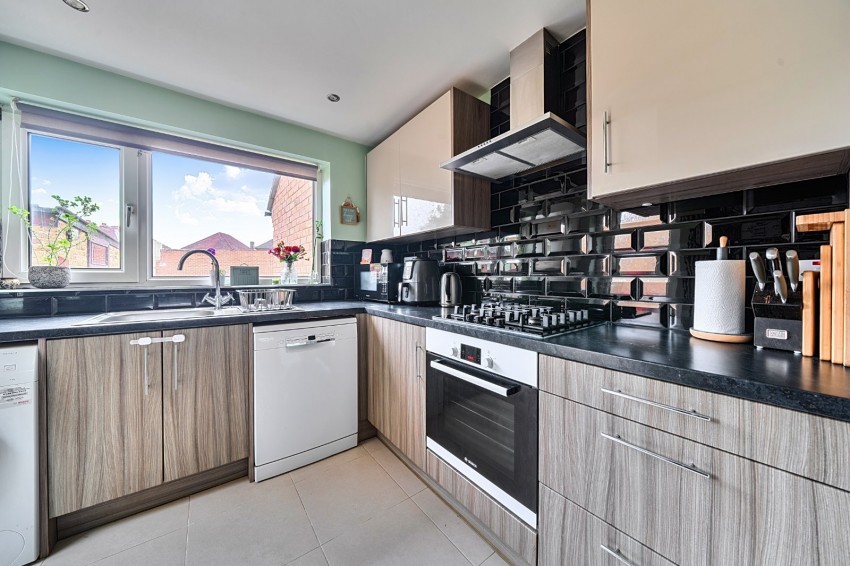 Images for Near Burnham, Berkshire EAID:2640919782 BID:BUR
