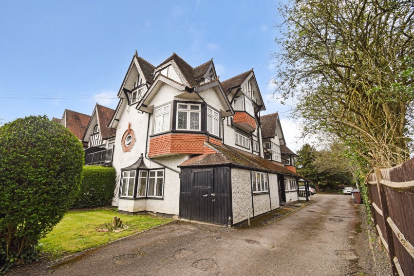 Images for Taplow, Maidenhead, Buckinghamshire EAID:2640919782 BID:BUR
