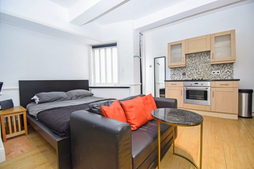 Images for Taplow, Maidenhead, Buckinghamshire EAID:2640919782 BID:BUR