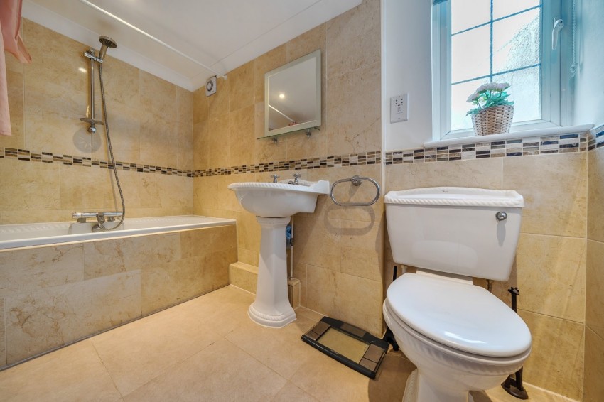 Images for Taplow, Berkshire EAID:2640919782 BID:BUR